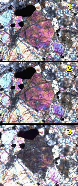 Ejemplo S5: Cuando por el impacto, el meteorito soporta una presión superior a 45 GPa, el olivino está muy dañado y la extinción es desigual e irregular. A esto se le llama mosaicismo.